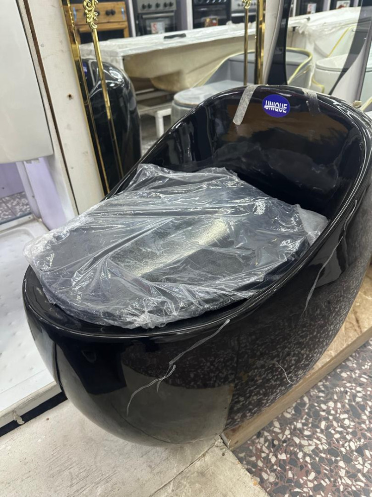 Close-Coupled Water Closet