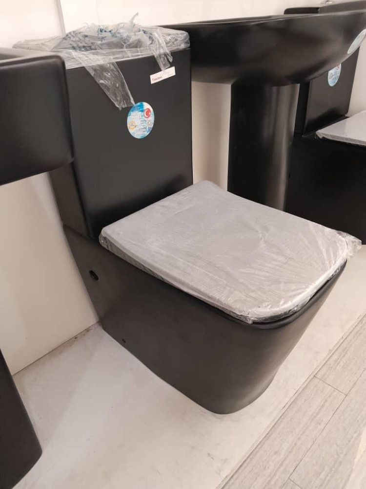 Close-Coupled Water Closet