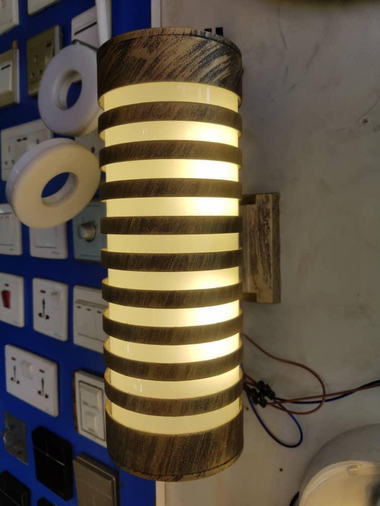 Antique Brass Wall Bracket