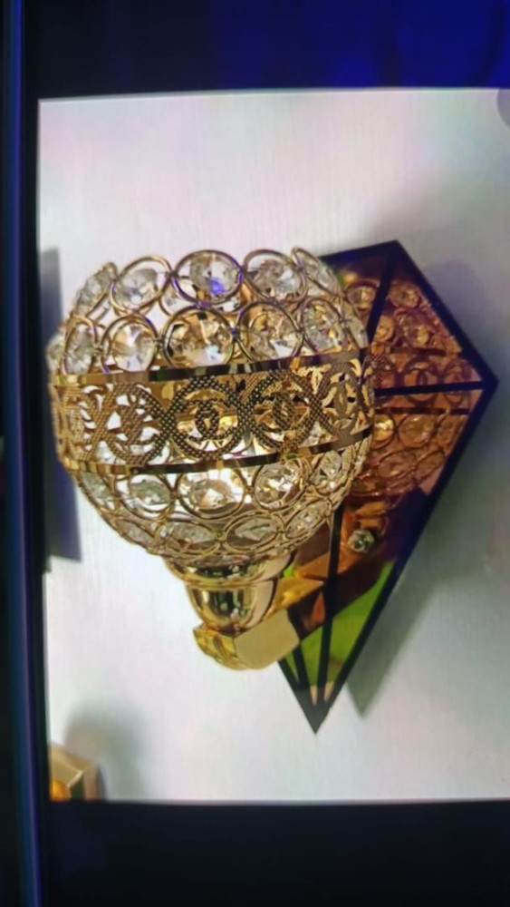 Gold-Plated Wall Bracket