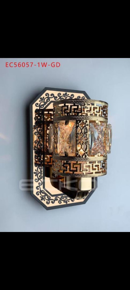 Gold-Plated Wall Bracket