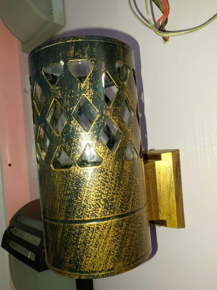 Marble Base Wall Bracket