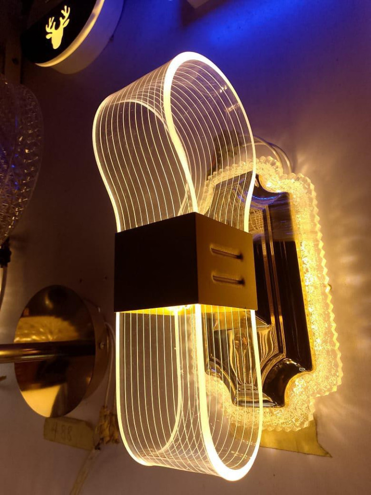 Art Deco Wall Bracket