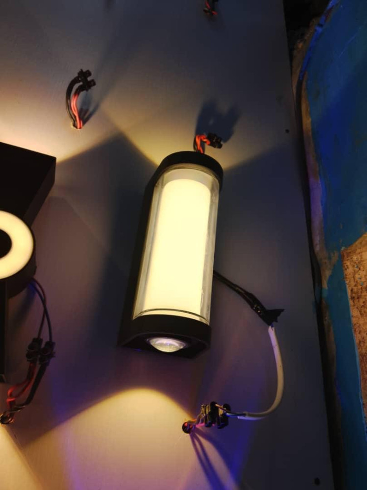 Minimalist LED Fence Light