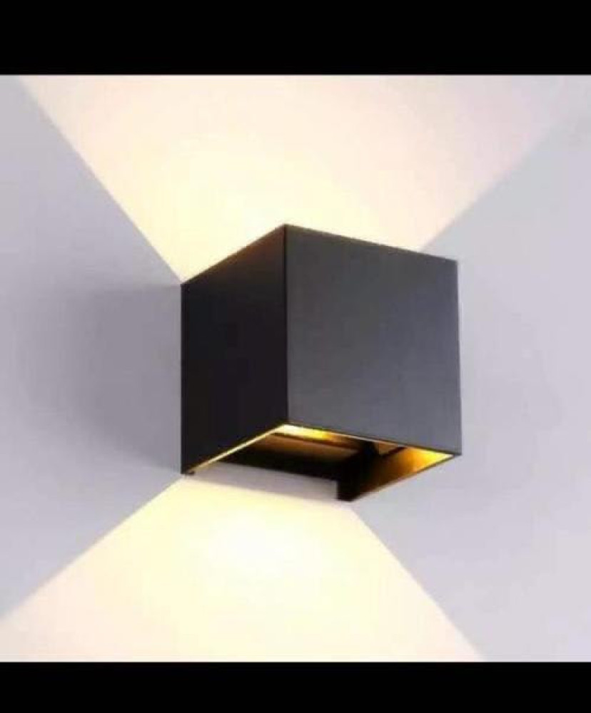 Minimalist LED Fence Light