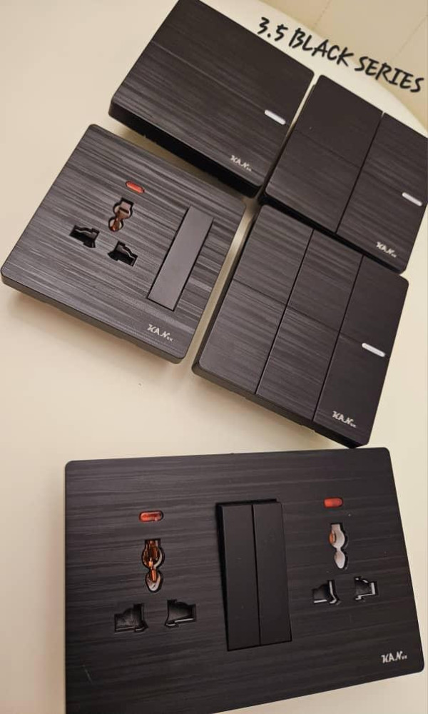 Piano Black Switch & Socket