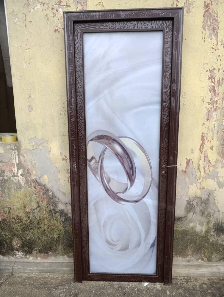 Clear Toilet Glass Door