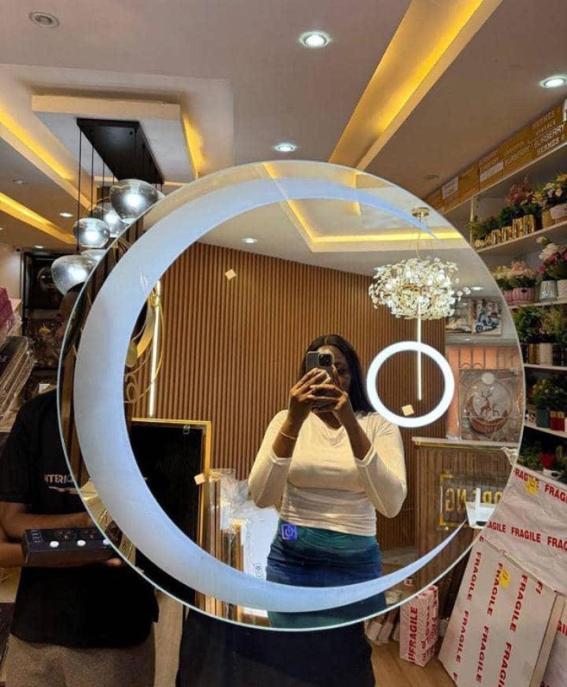 Decorative Round Mirror