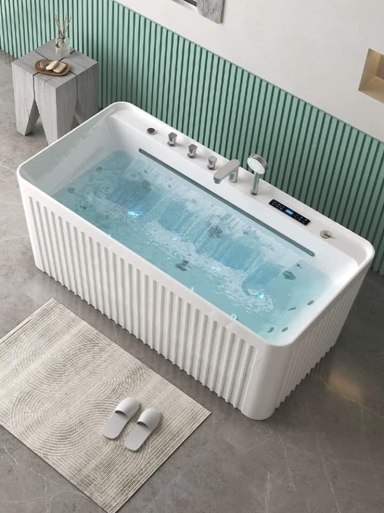 Corner Luxury Jacuzzi