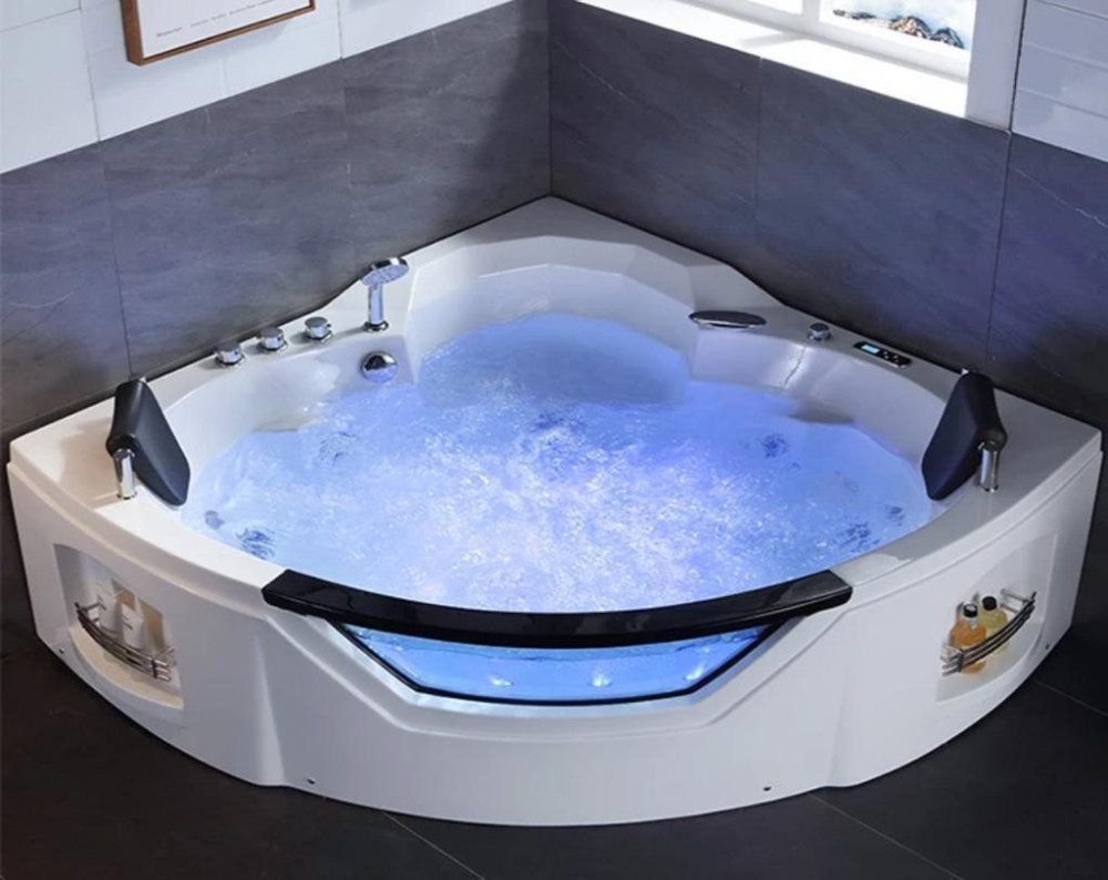 Outdoor Garden Jacuzzi