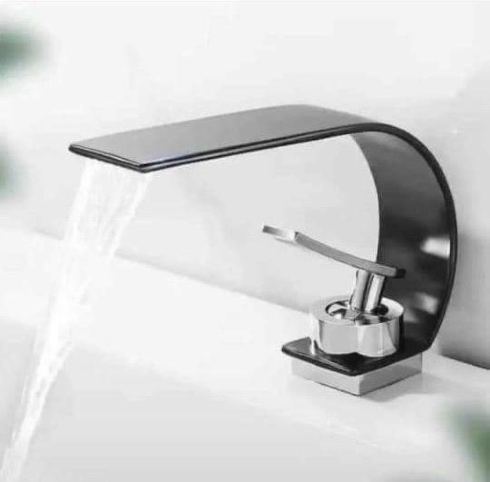 Waterfall bathrom sink faucet