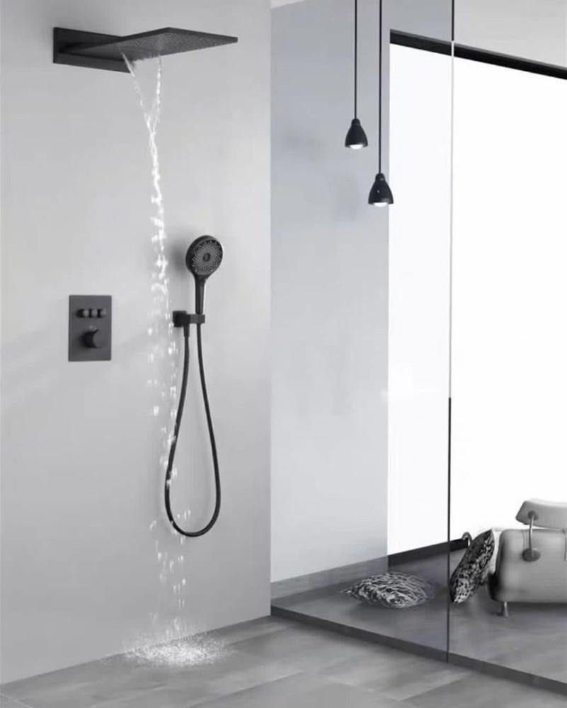 Deluxe showers