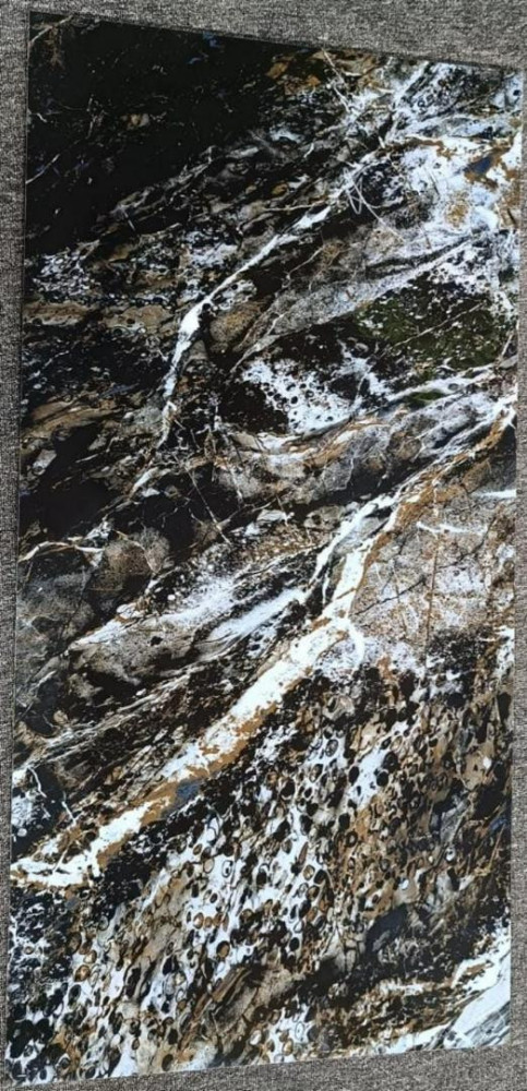 Nero Marquina Marble Tile